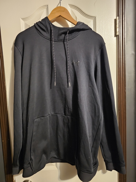 Under Armour Other - Under Armour Men's Black Hooded Pullover Sweatshirt